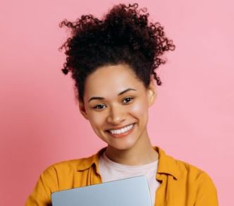 Camila Mendes, 23 anos
